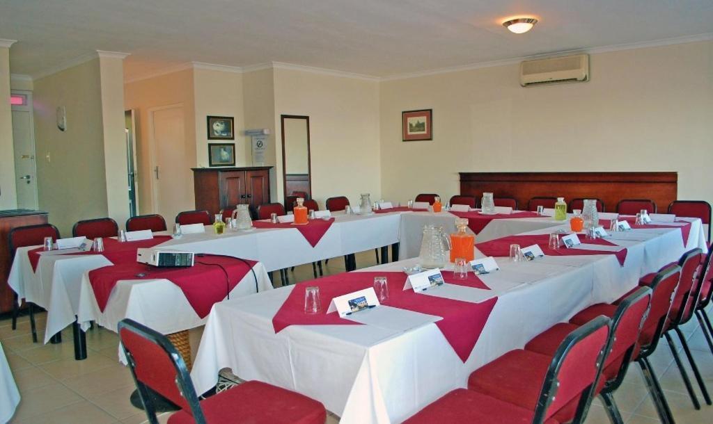 Chapman Hotel And Conference Centre Port Elizabeth Exterior foto