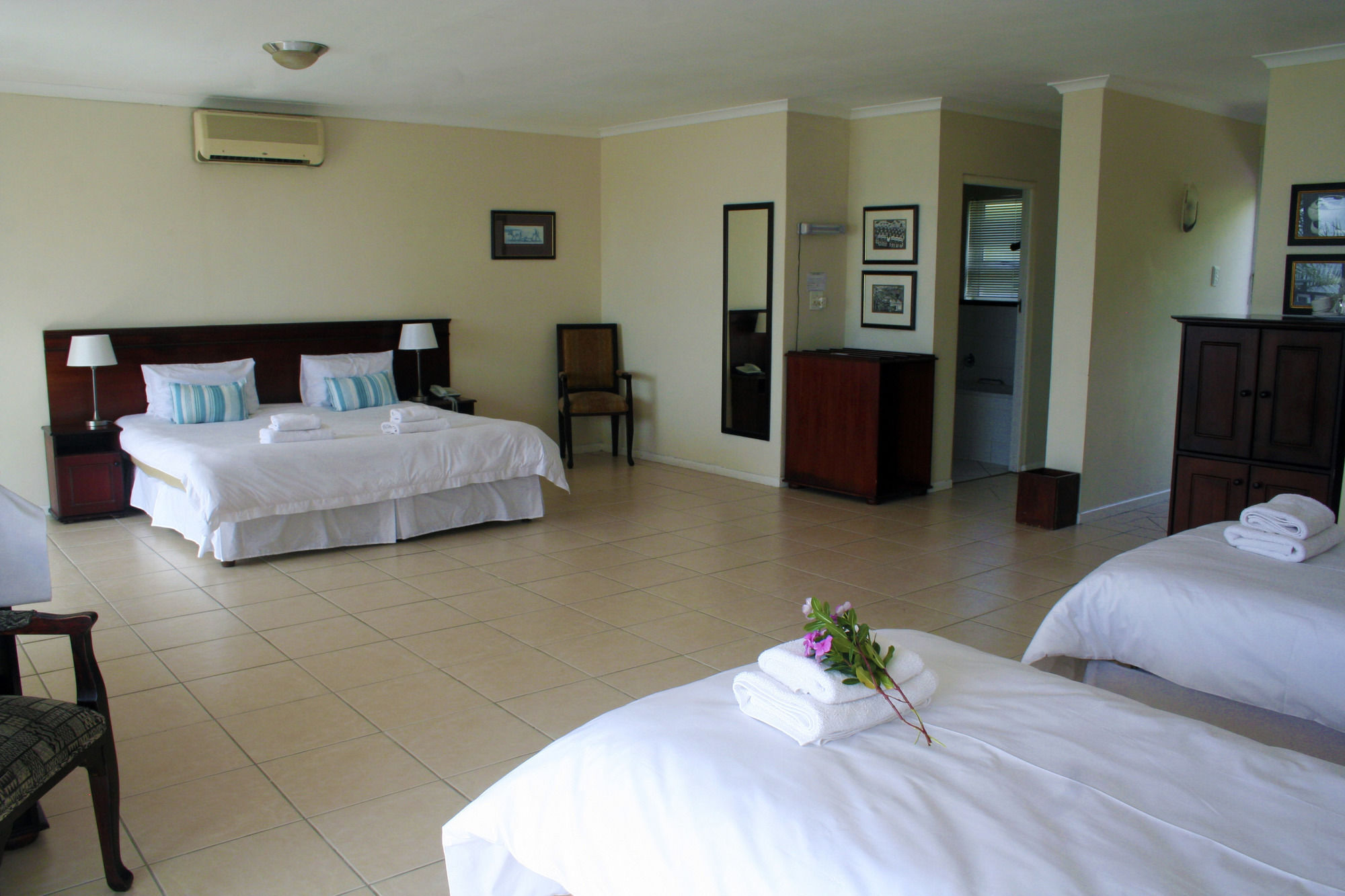 Chapman Hotel And Conference Centre Port Elizabeth Exterior foto